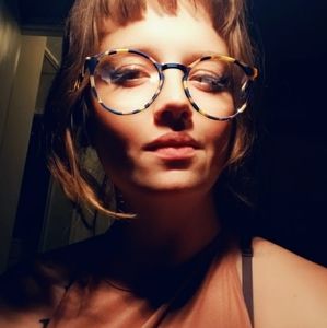 Meet your Posher, Diana